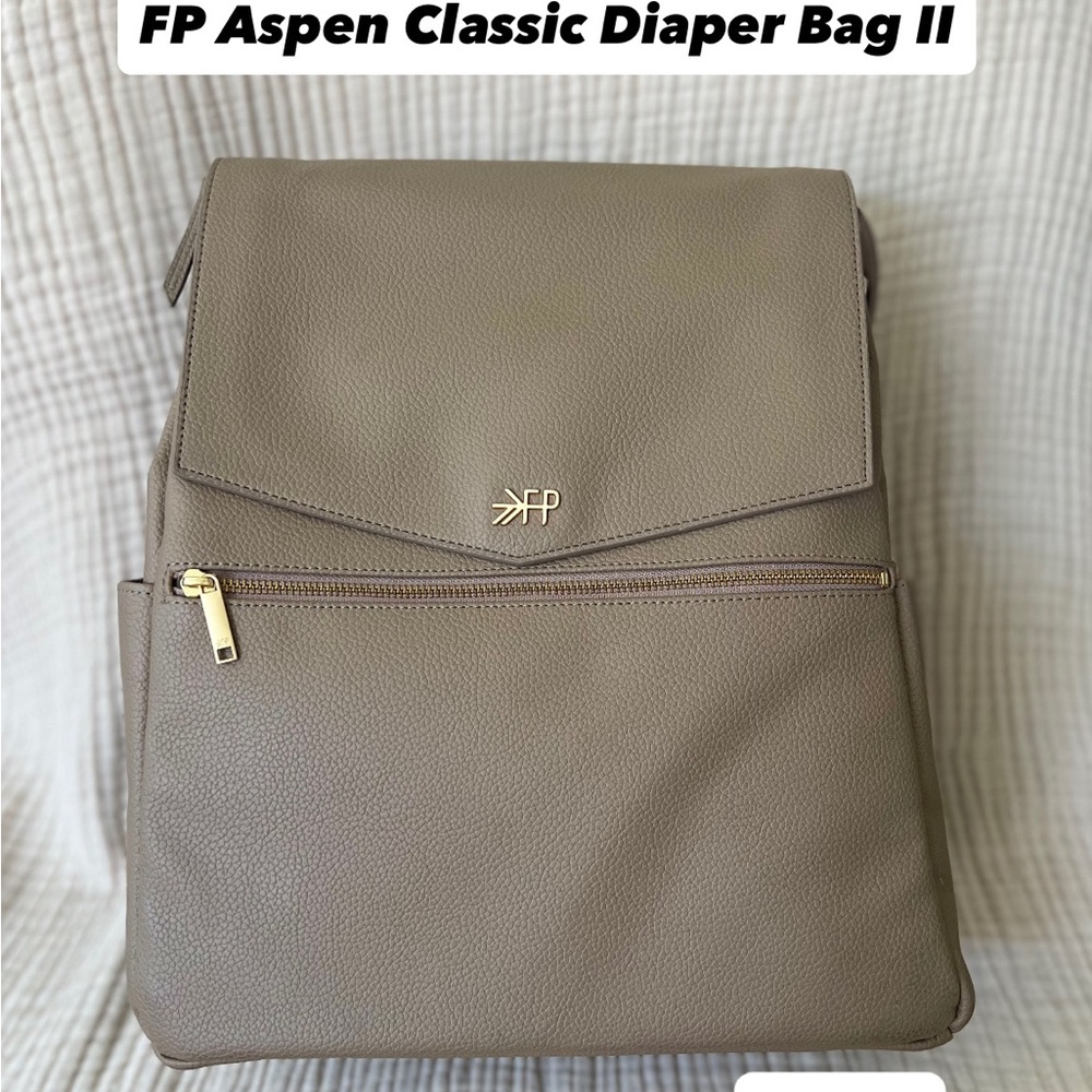 Brown Aspen Classic Backpack with Sophisticated Design
